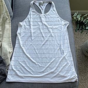 Athleta white workout tank top womenswear size LT